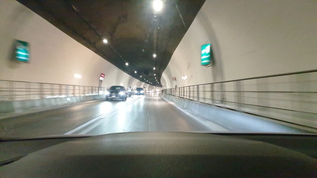 Tunnel maut