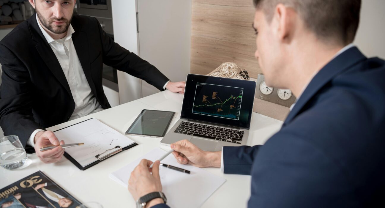 10 Gründe für professionelle Vermittler 2026 – Bessere Konditionen & Zeitersparnis